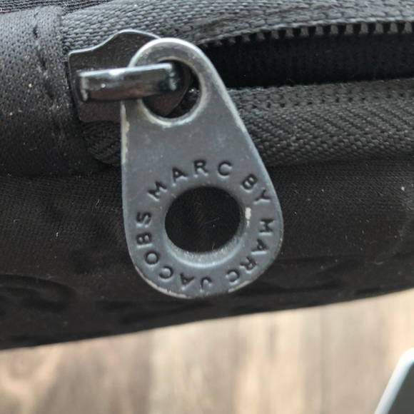 Marc Jacobs iPad case - Picture 3 of 3